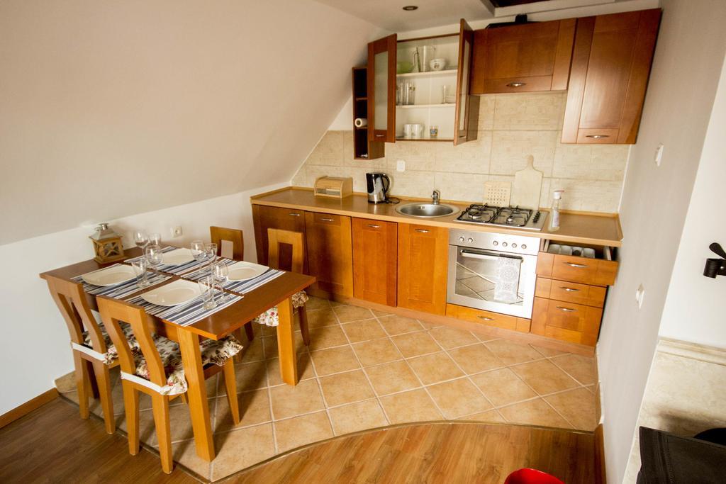 Leba - Apartament Z Tarasem Przy Kanale Portowym - Widok Na Statki Habitación foto