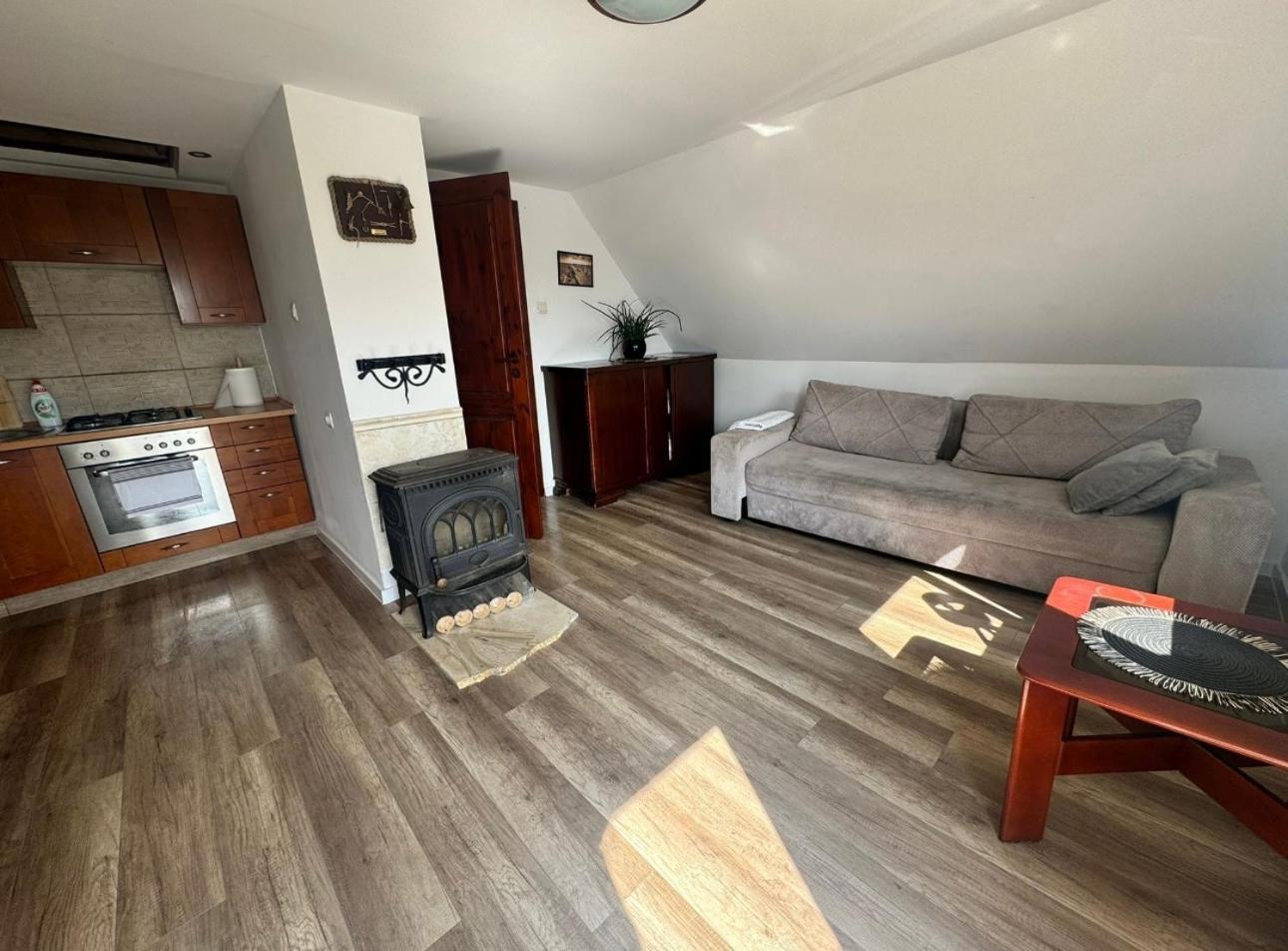 Leba - Apartament Z Tarasem Przy Kanale Portowym - Widok Na Statki Exterior foto