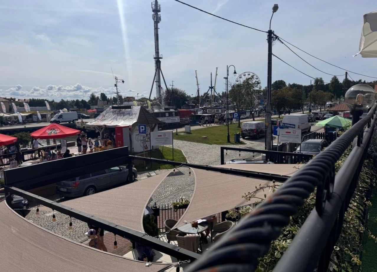 Leba - Apartament Z Tarasem Przy Kanale Portowym - Widok Na Statki Exterior foto